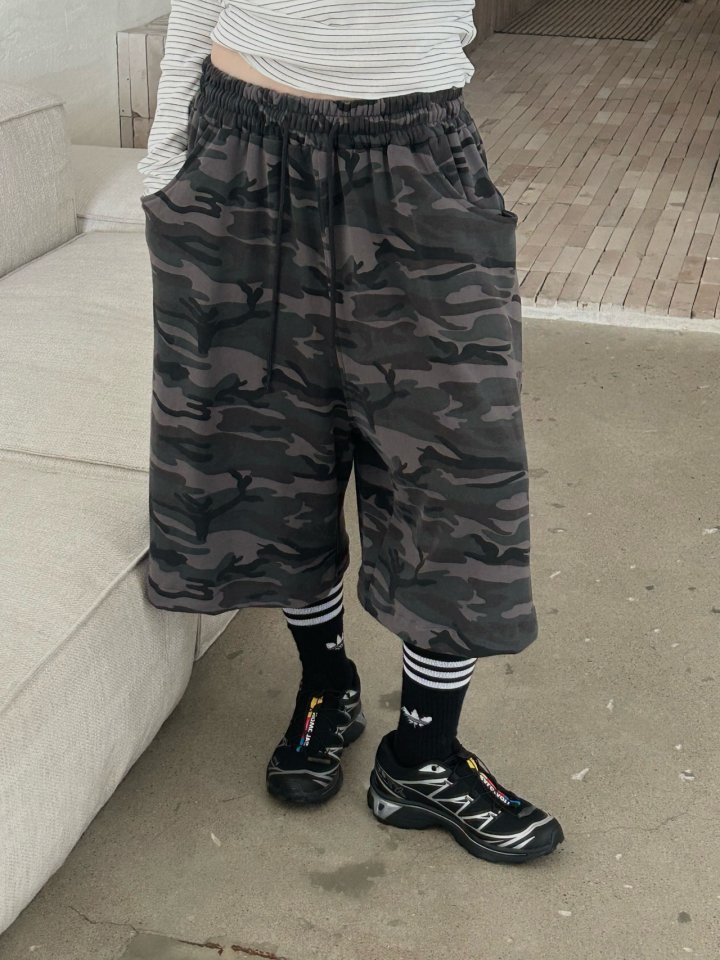 Buckle - Korean Women Fashion - #womensfashion - Washed Camo Bermuda Shorts - 5