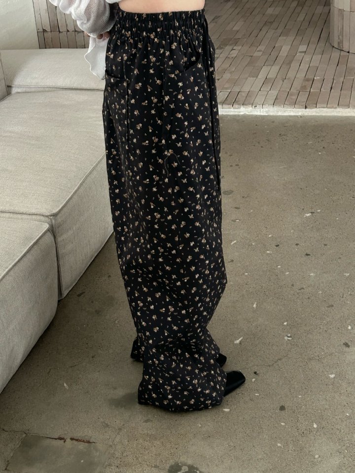 Buckle - Korean Women Fashion - #womensfashion - Flower Wide Pants - 9