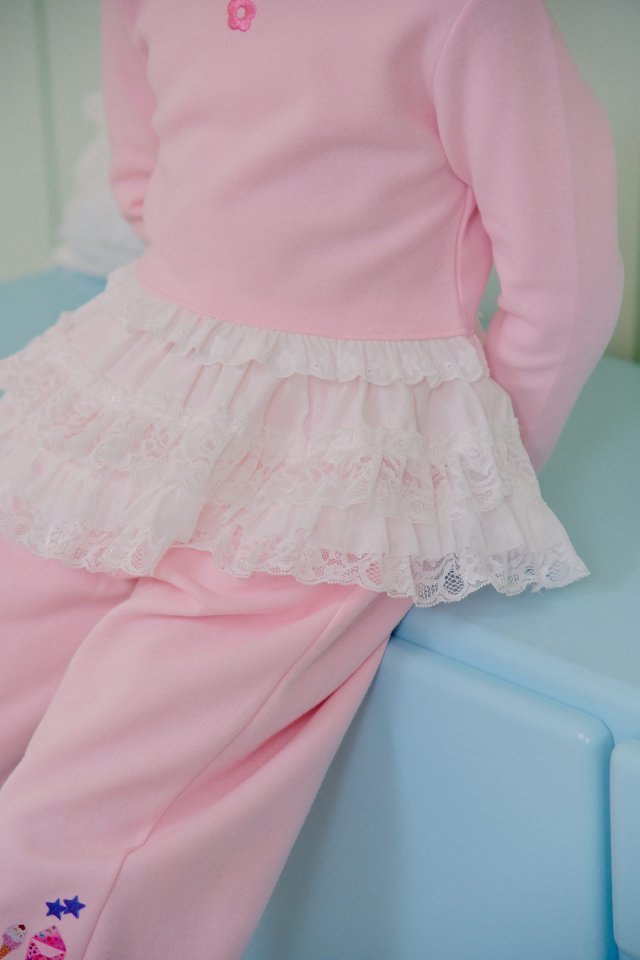 Chouchou Shasha - Korean Children Fashion - #toddlerclothing - Kitsch Sticker Jogger Pants - 4