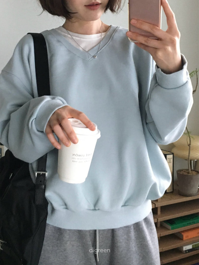 Digreen - Korean Women Fashion - #momslook - V-Neck Sweatshirt (Mom) - 7