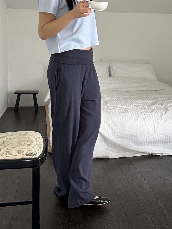 Dress U - Korean Women Fashion - #momslook - Roll-Up Punching Pants - 8