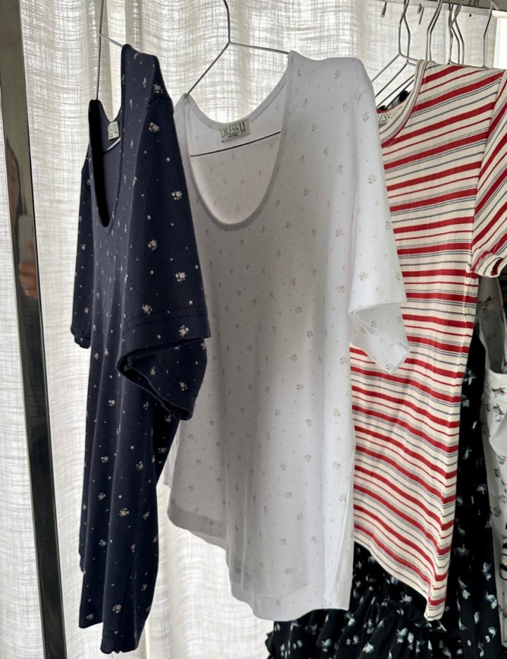 Dress U - Korean Women Fashion - #vintageinspired - Flower Ribbed Tee