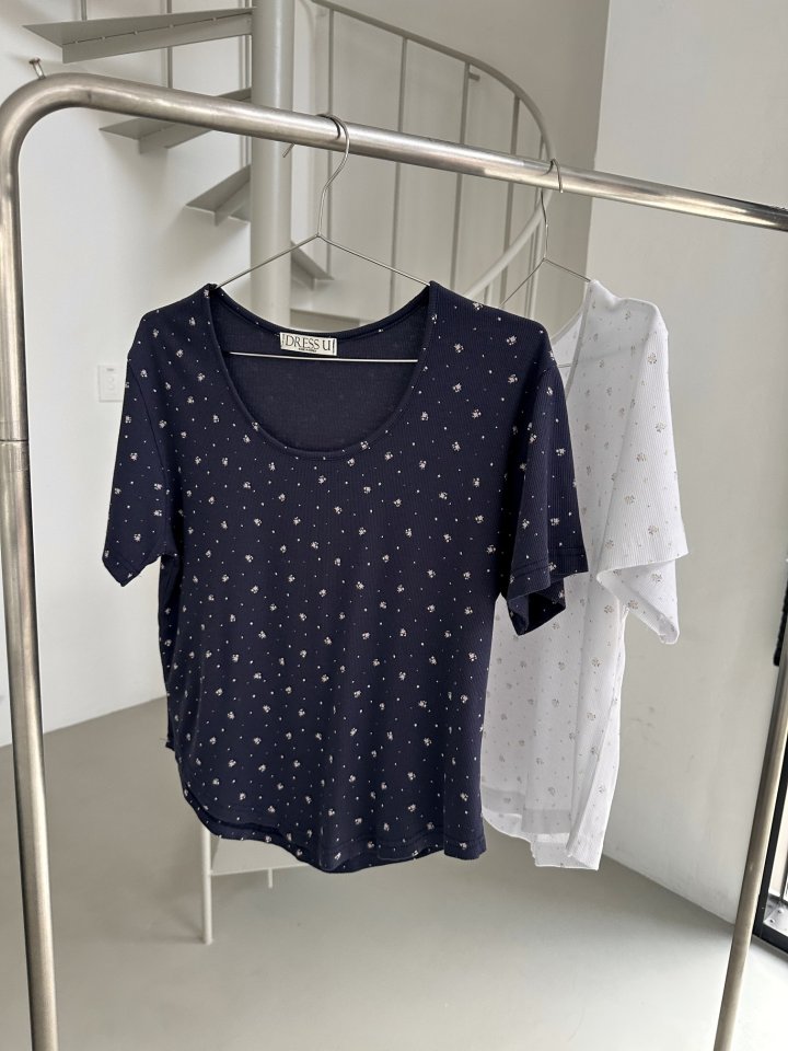 Dress U - Korean Women Fashion - #vintagekidsstyle - Flower Ribbed Tee - 2
