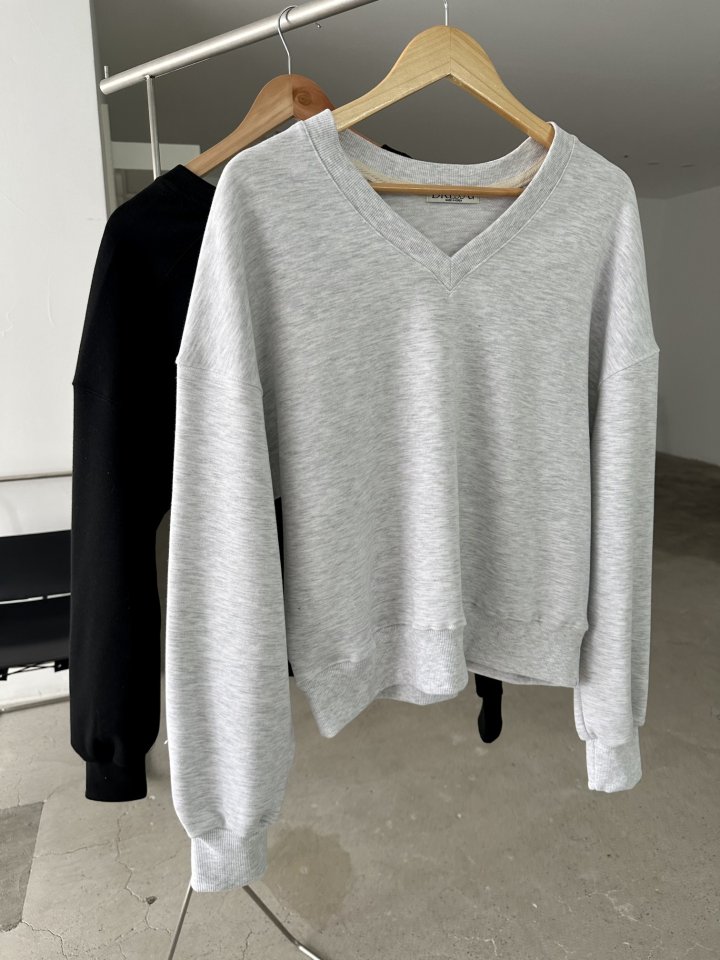 Dress U - Korean Women Fashion - #womensfashion - Honey V-Neck Sweatshirt - 10