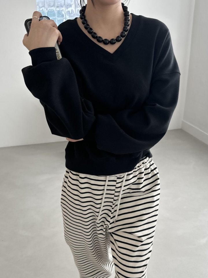 Dress U - Korean Women Fashion - #womensfashion - Honey V-Neck Sweatshirt - 12