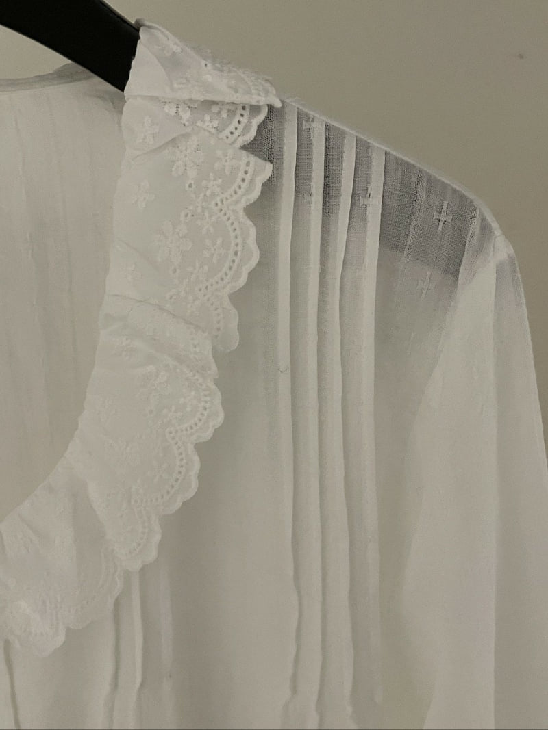 Flatgarden - Korean Women Fashion - #thelittlethings - Yuki Lace Blouse - 9