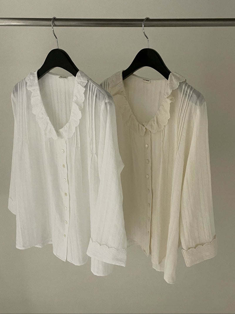 Flatgarden - Korean Women Fashion - #vintageinspired - Yuki Lace Blouse - 2