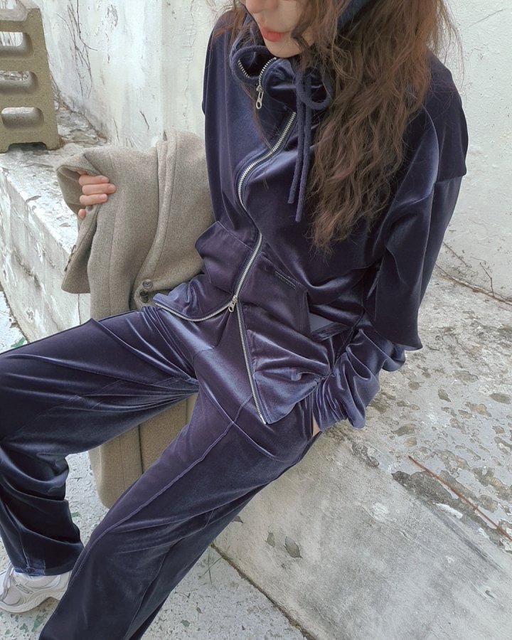 Gentle B - Korean Women Fashion - #shopsmall - Velour Zip-Up Hoodie - 2