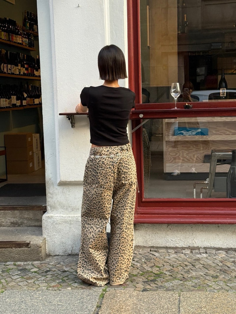 Heil - Korean Women Fashion - #momslook - Chewing Ribbed Tee - 7