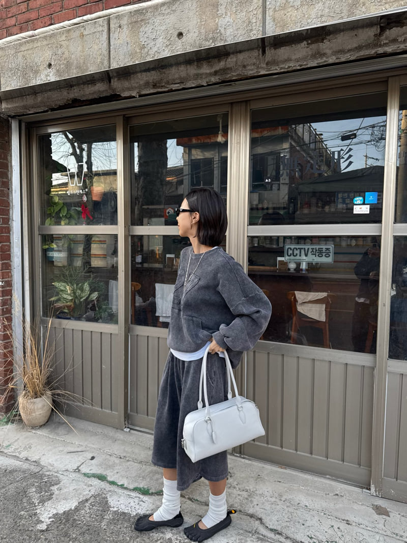 Heil - Korean Women Fashion - #momslook - Pigment Waffle Bermuda Pants - 2