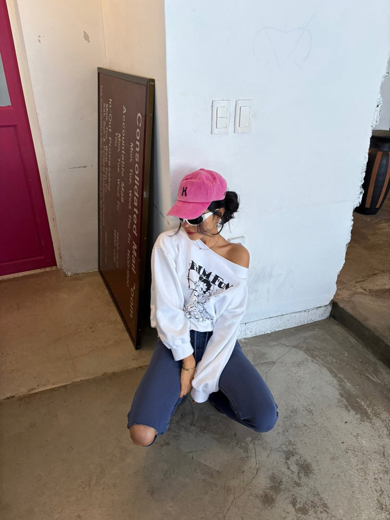 Heil - Korean Women Fashion - #shopsmall - Pigment Betty Boop Sweatshirt - 12