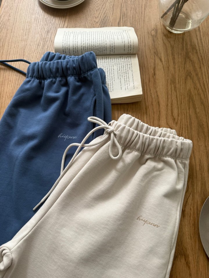 Hiyann - Korean Women Fashion - #thatsdarling - Butler Jogger Pants - 10