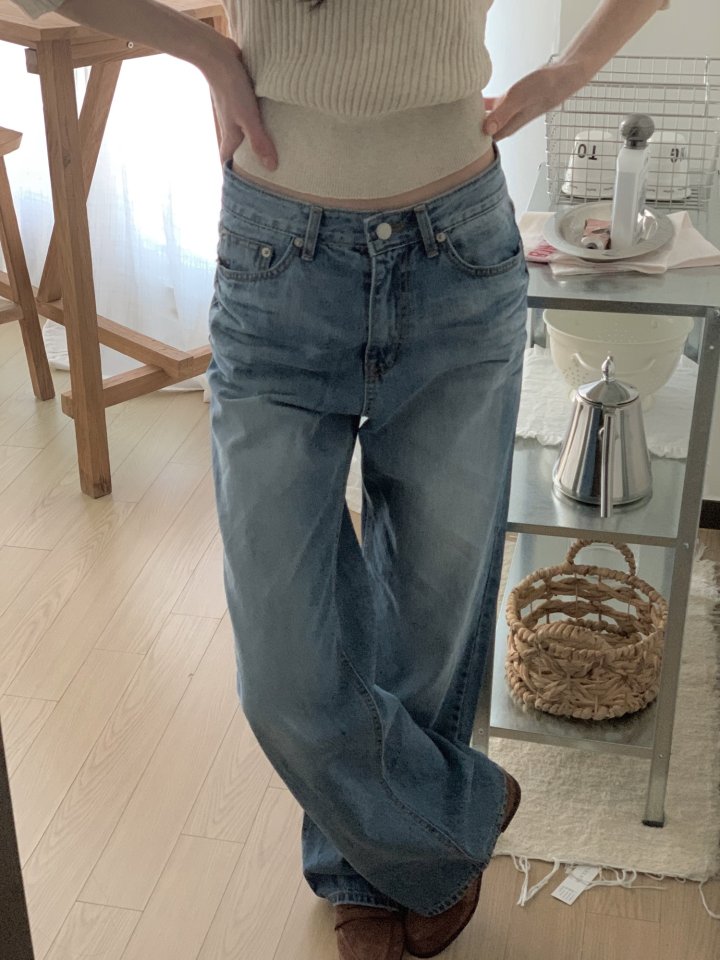 I'm here - Korean Women Fashion - #momslook - Embossed Washed Denim Pants - 3