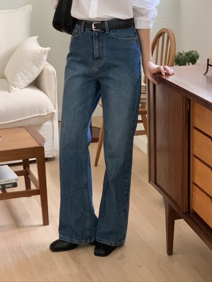 I'm here - Korean Women Fashion - #momslook - Brushed Bootcut Denim Pants - 4