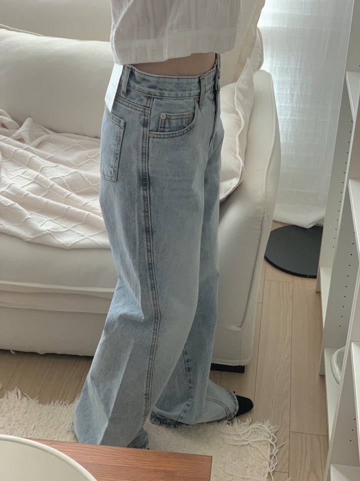 I'm here - Korean Women Fashion - #momslook - Side Stitch Wide Denim Pants - 11