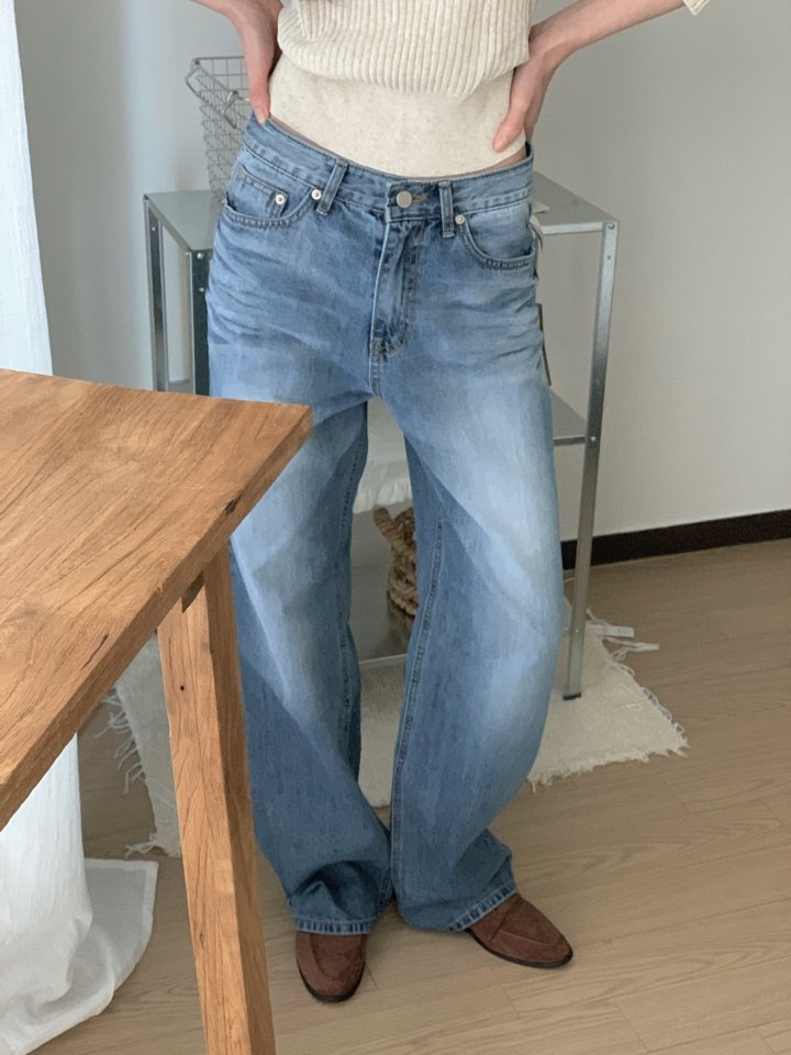 I'm here - Korean Women Fashion - #romanticstyle - Embossed Washed Denim Pants - 11