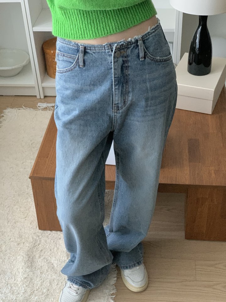 I'm here - Korean Women Fashion - #romanticstyle - No-OB Wide Denim Pants - 4