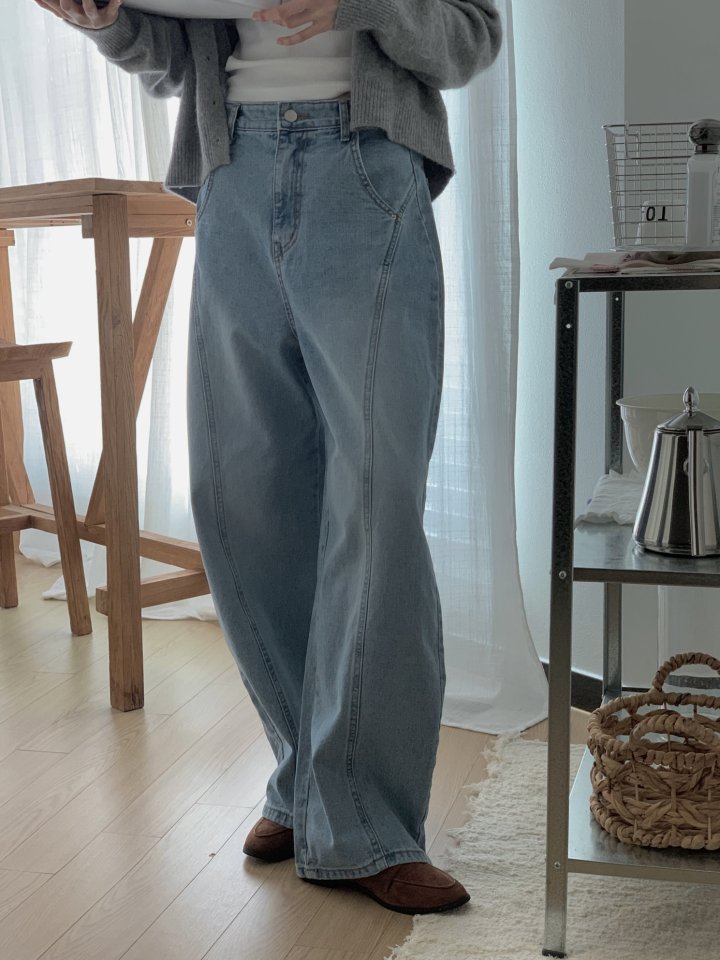 I'm here - Korean Women Fashion - #thelittlethings - Seam Curve Round Denim Pants - 8