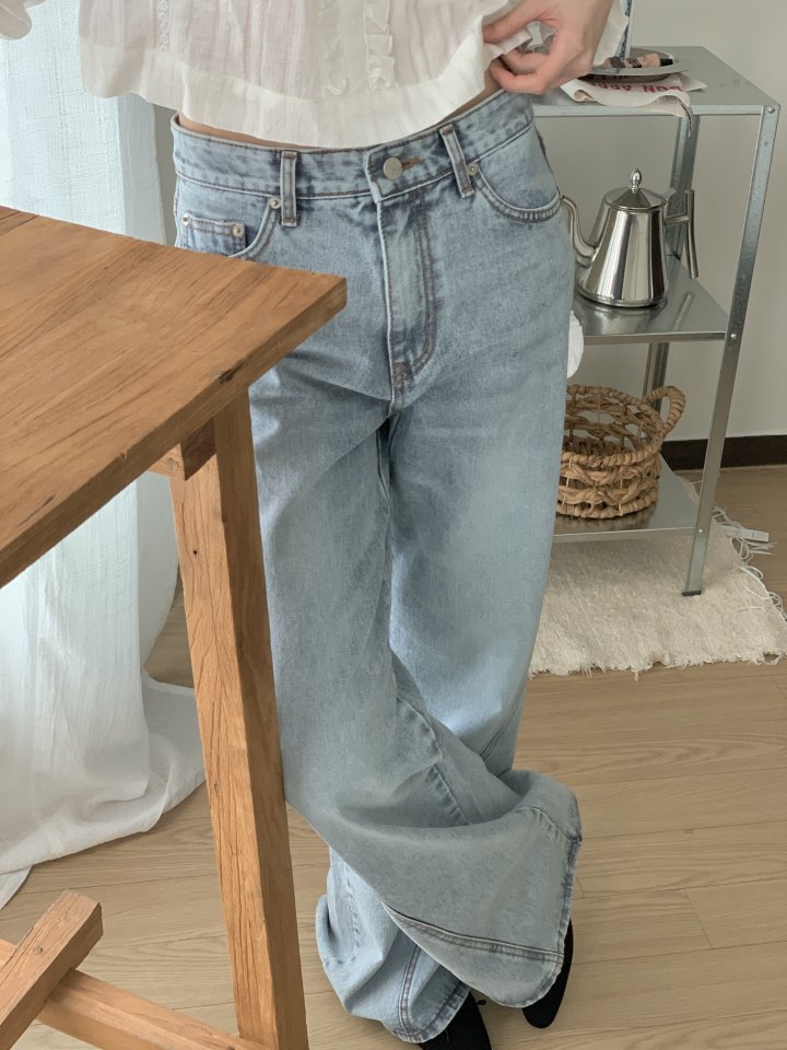 I'm here - Korean Women Fashion - #thatsdarling - Side Stitch Wide Denim Pants - 4