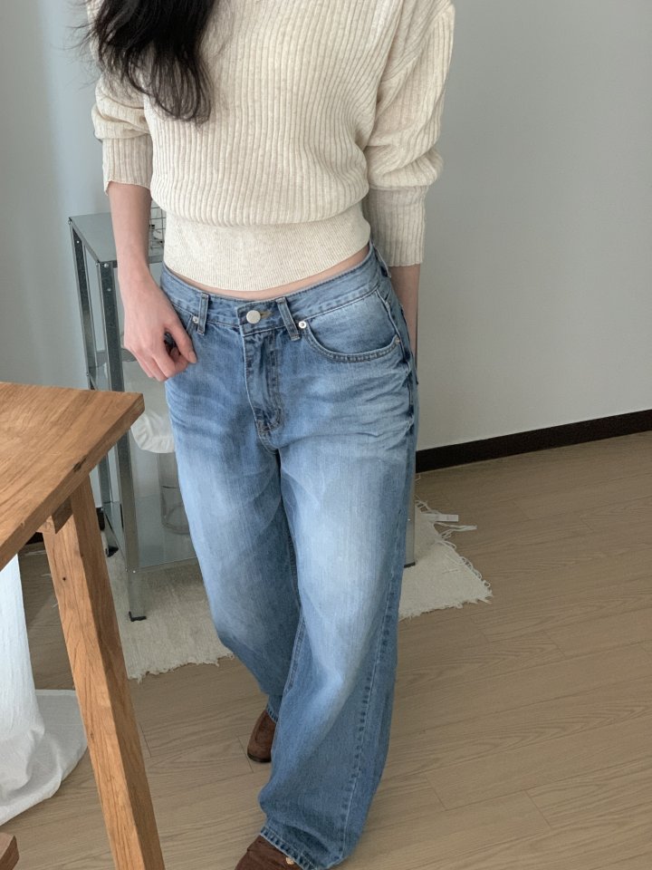 I'm here - Korean Women Fashion - #vintagekidsstyle - Embossed Washed Denim Pants - 8