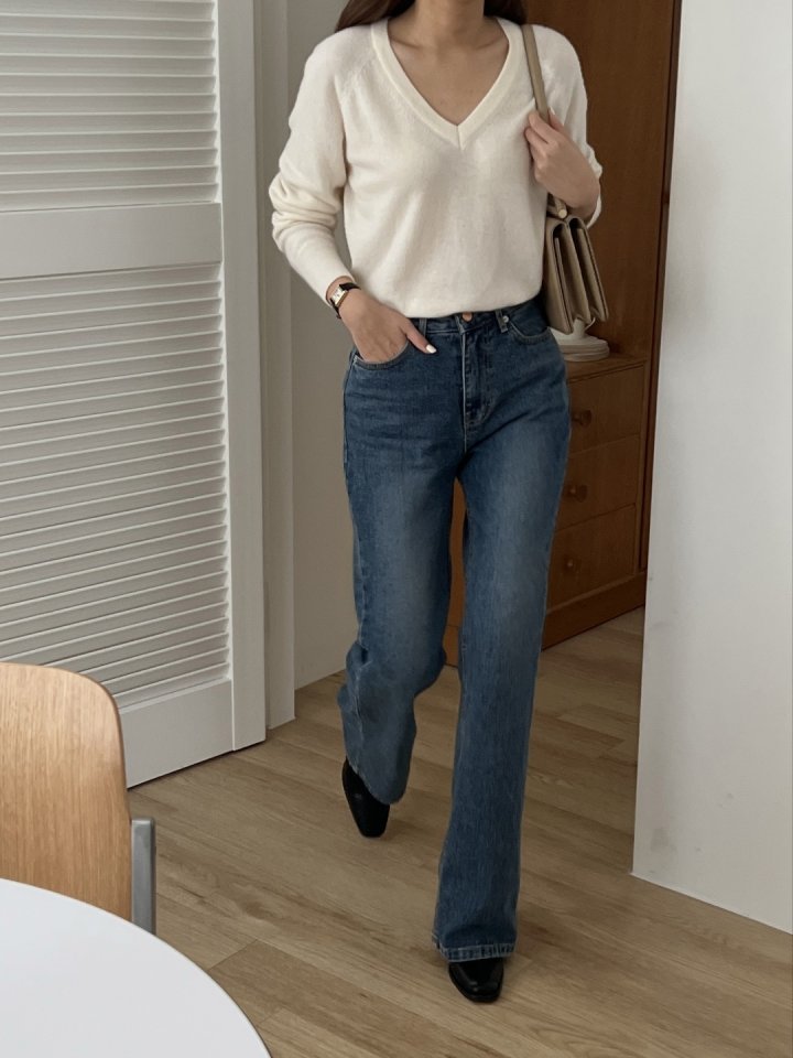 I'm here - Korean Women Fashion - #vintageinspired - Sand Brushed Bootcut Pants - 4