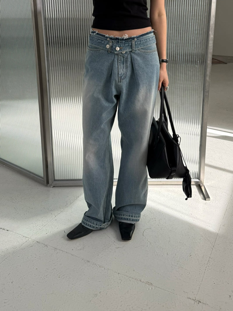 Jade Market - Korean Women Fashion - #womensfashion - Cut-Off Denim Pants - 8