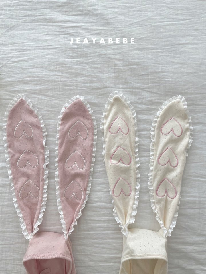 Jeaya & Mymi - Korean Baby Fashion - #babyoutfit - Bunny Love Bonnet - 2