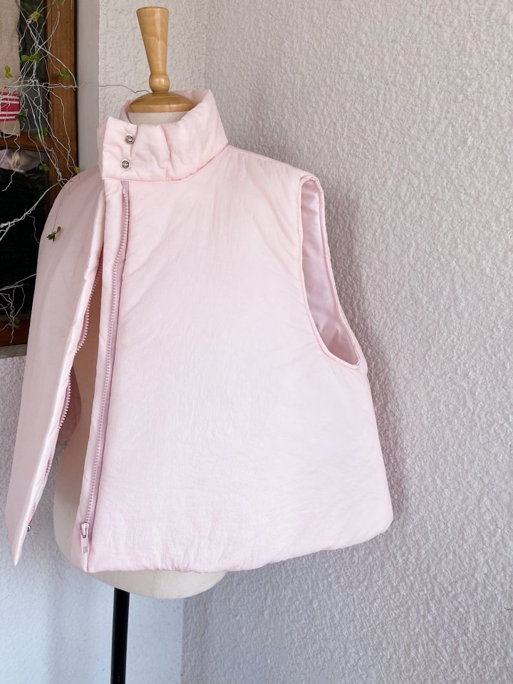 Lagrass - Korean Women Fashion - #momslook - Pico Vest - 2