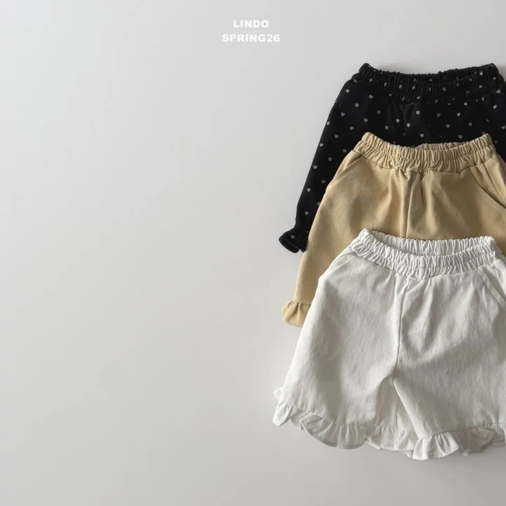 Lindo - Korean Baby Fashion - #babywear - Hem Frill Shorts (Black Heart) - 8