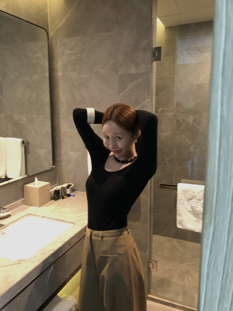Made - Korean Women Fashion - #momslook - Square Tee - 2