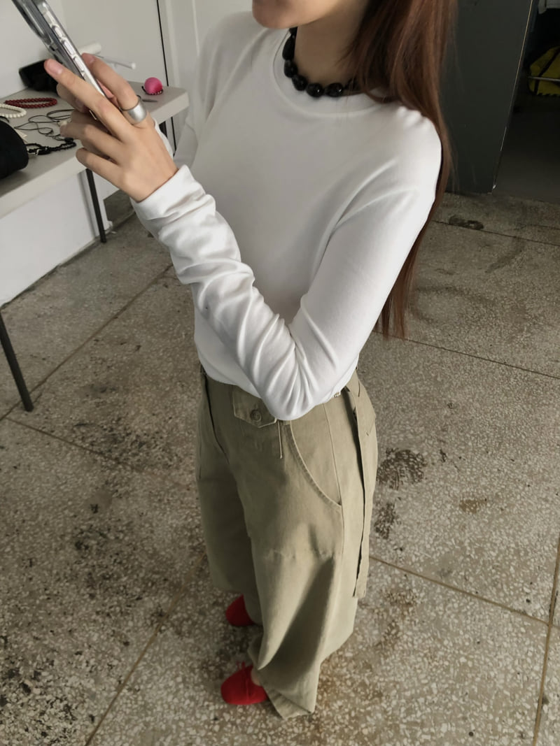 Made - Korean Women Fashion - #momslook - Amang Tee - 4