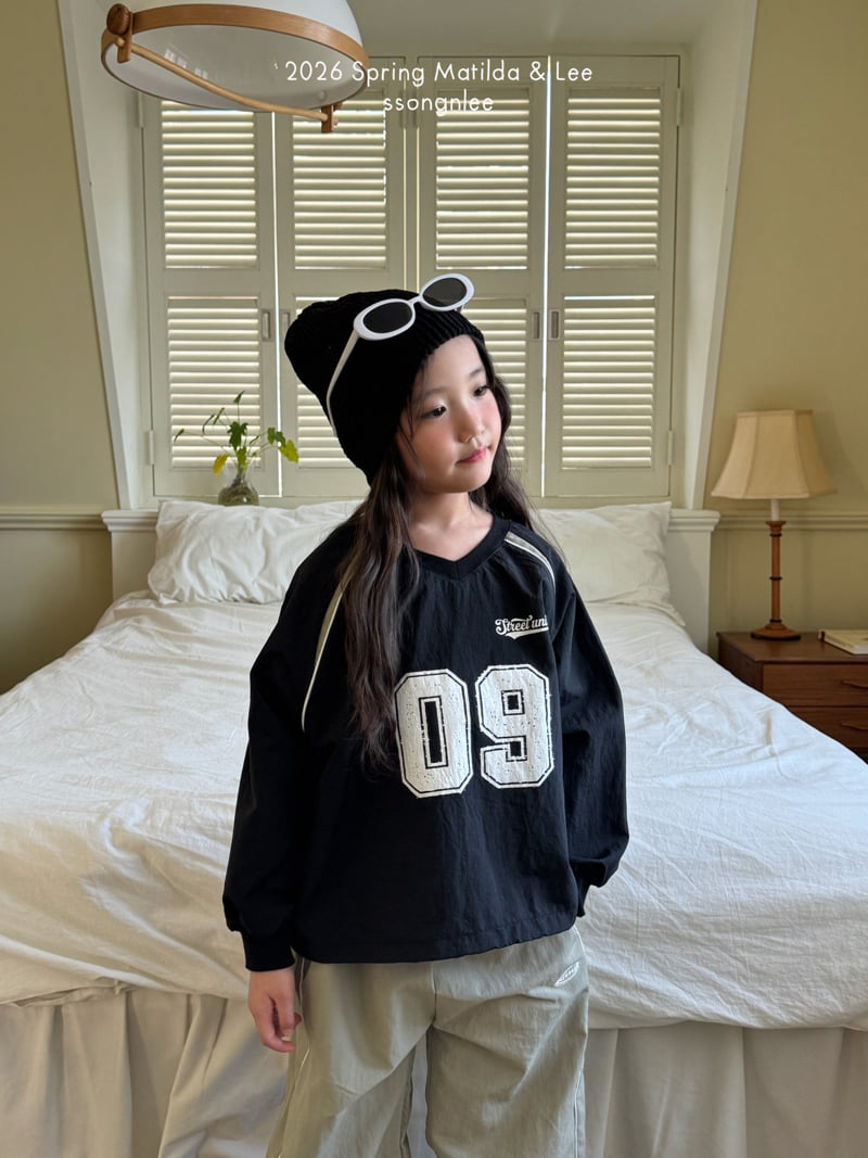 Matilda & Lee - Korean Children Fashion - #stylishchildhood - 09 Street V-Neck Tee - 4