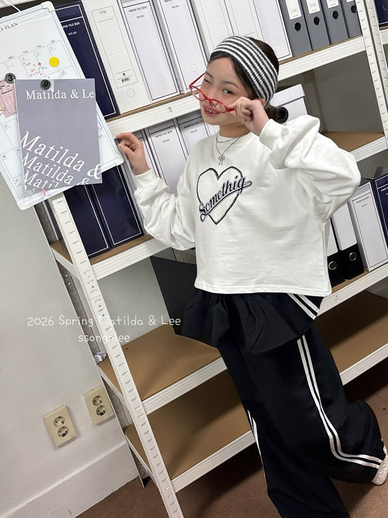 Matilda & Lee - Korean Children Fashion - #discoveringself - Heart Crop Sweatshirt - 11