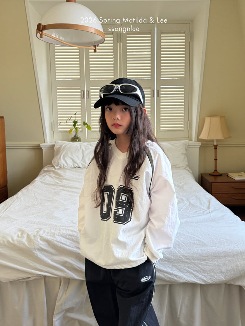 Matilda & Lee - Korean Children Fashion - #kidzfashiontrend - 09 Street V-Neck Tee - 11