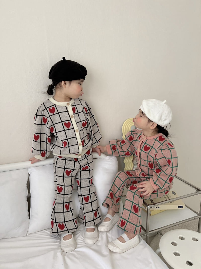 Moran - Korean Children Fashion - #childrensboutique - Square Heart Bootcut Set - 4