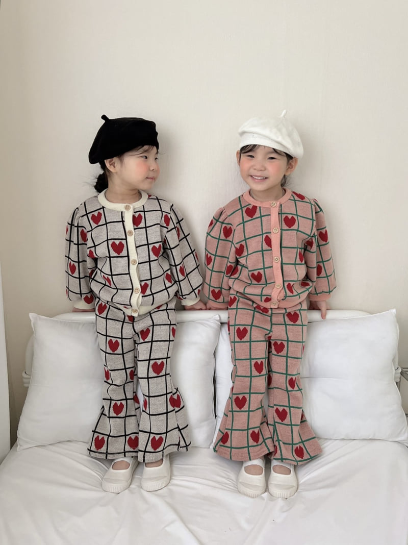 Moran - Korean Children Fashion - #kidsstore - Square Heart Bootcut Set - 8