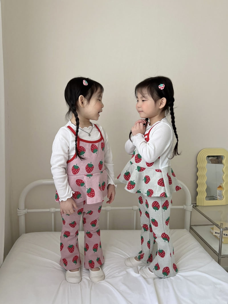 Moran - Korean Children Fashion - #kidzfashiontrend - Strawberry Bustier Set - 8