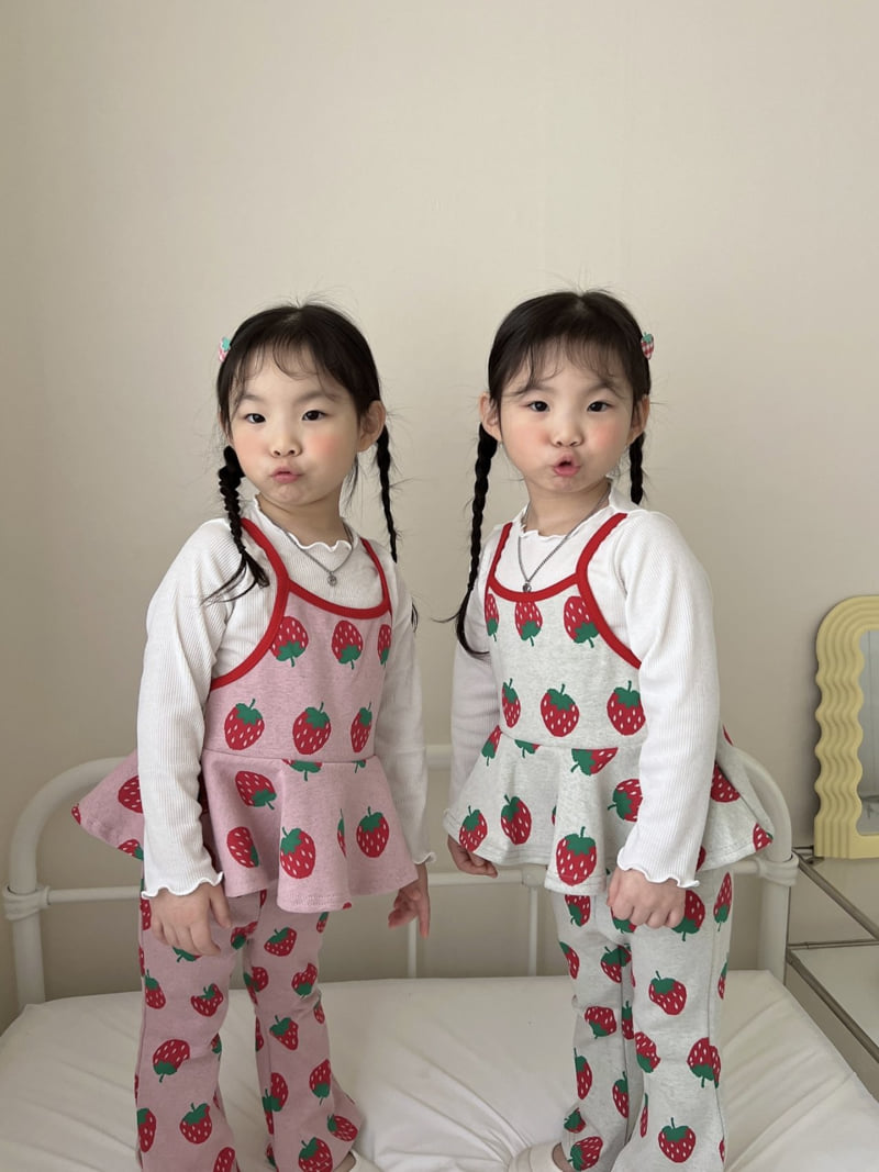 Moran - Korean Children Fashion - #magicofchildhood - Strawberry Bustier Set - 11