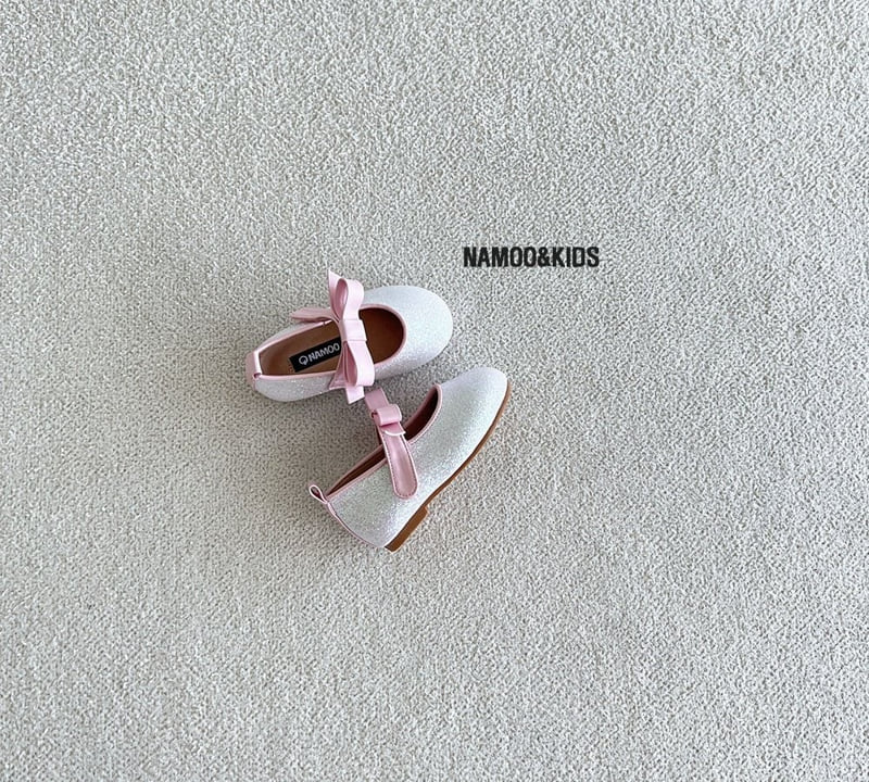Namoo & Kids - Korean Children Fashion - #toddlerclothing - Ppona Glitter Ribbon Mary Jane Shoes - 3