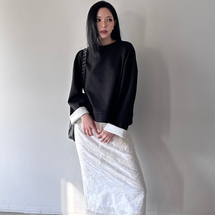 Neroli36 - Korean Women Fashion - #momslook - Roll-Up Color Block Sweatshirt - 11