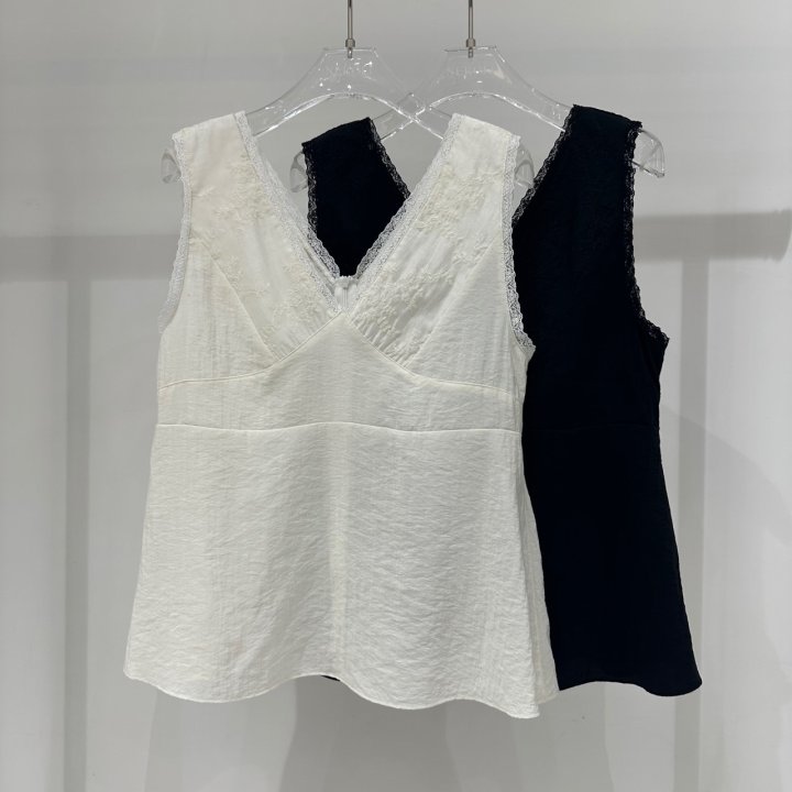 Neroli36 - Korean Women Fashion - #momslook - H Lace Blouse