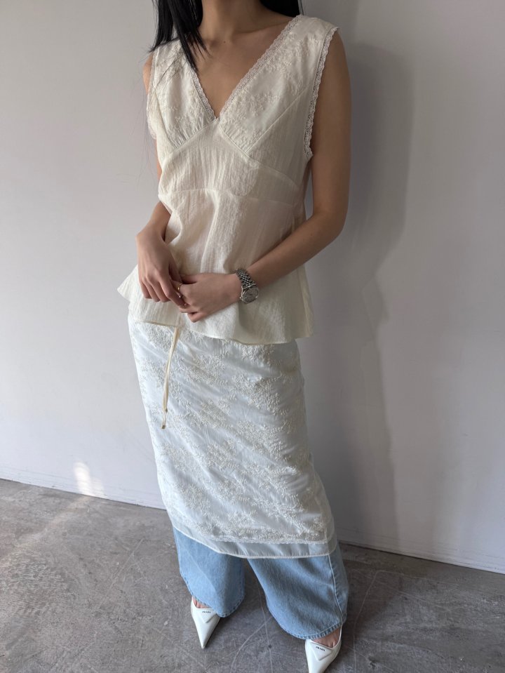 Neroli36 - Korean Women Fashion - #momslook - H Lace Blouse - 7