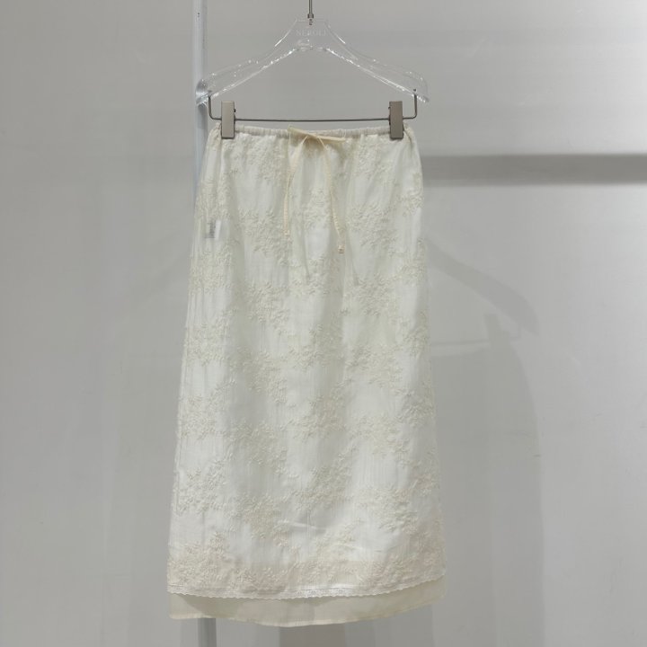 Neroli36 - Korean Women Fashion - #momslook - H Sheer Lace Skirt - 2