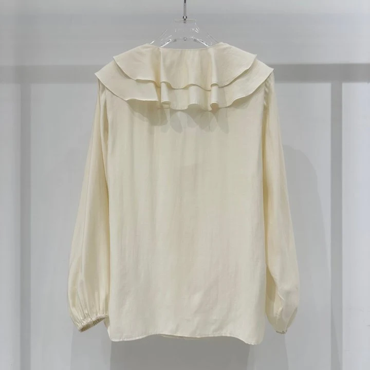Neroli36 - Korean Women Fashion - #momslook - Frill V-Neck Blouse - 3