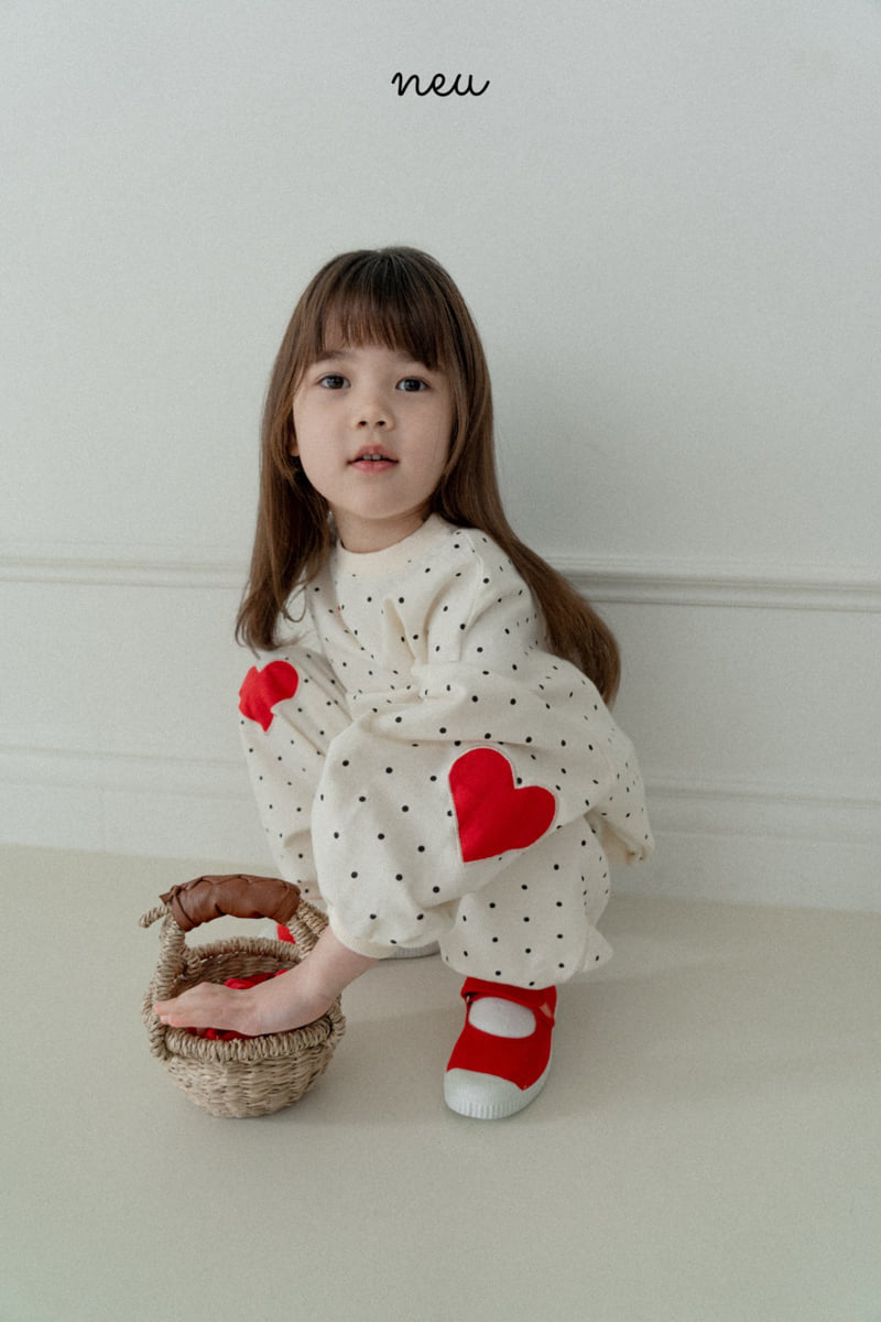 Neu - Korean Baby Fashion - #onlinebabyshop - Dot Heart Bread Sweatshirt - 7