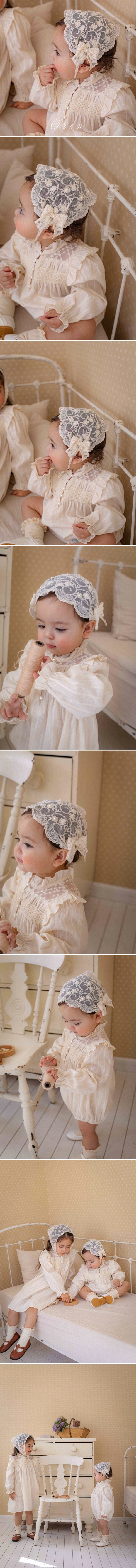 Oren - Korean Baby Fashion - #babywear - Rosette Pearl Bonnet