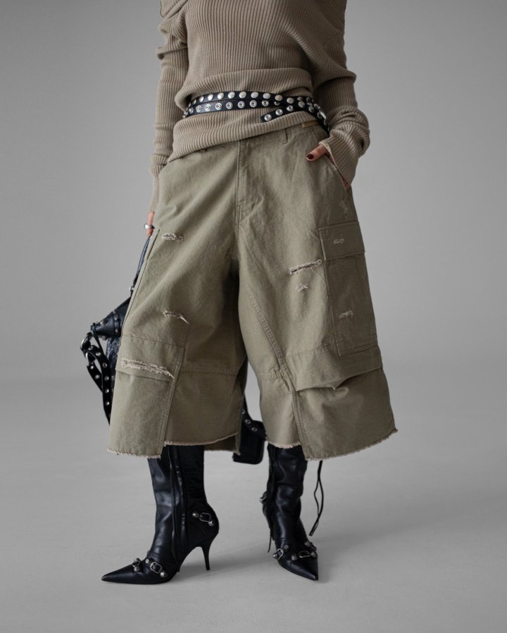 Paper Moon - Korean Women Fashion - #momslook - Vintage Cut-Off Bermuda Pants