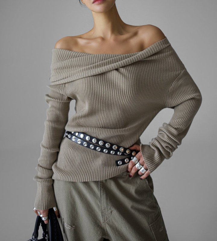Paper Moon - Korean Women Fashion - #womensfashion - Asymmetric Line Ribbed Knit Top - 4