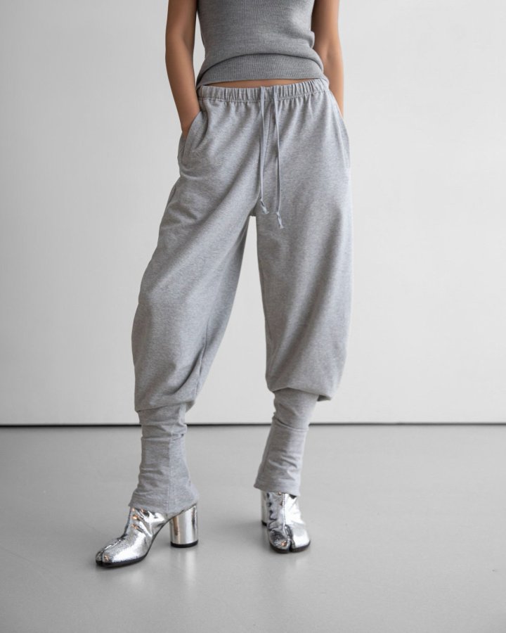 Paper Moon - Korean Women Fashion - #womensfashion - Curved Balloon Leg Jersey Pants - 4