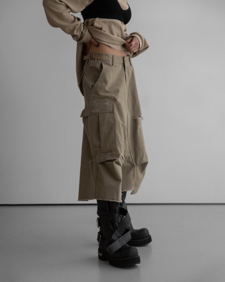 Paper Moon - Korean Women Fashion - #momslook - Vintage Cut-Off Bermuda Pants - 6